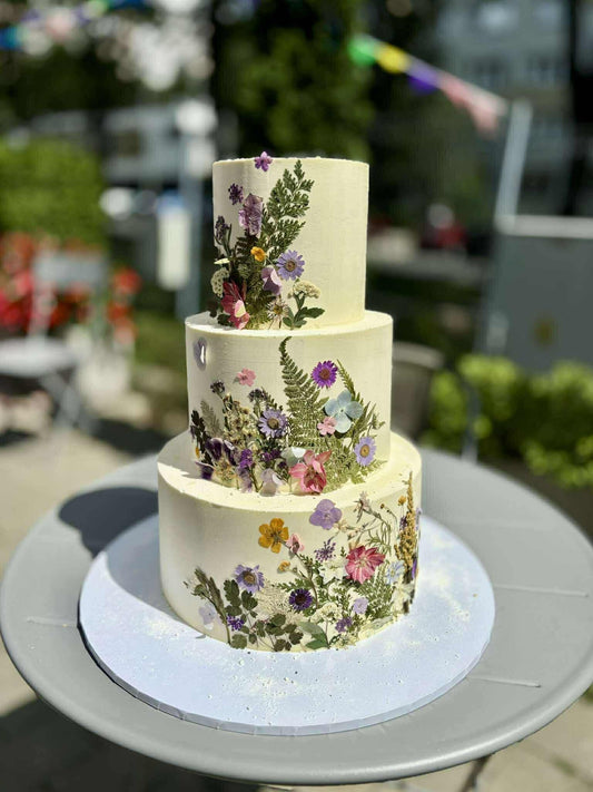 Jak wybrać idealny tort? Poradnik + nasze najlepsze kompozycje smakowe